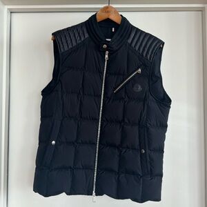 Like New Men’s Moncler Vest - Authentic